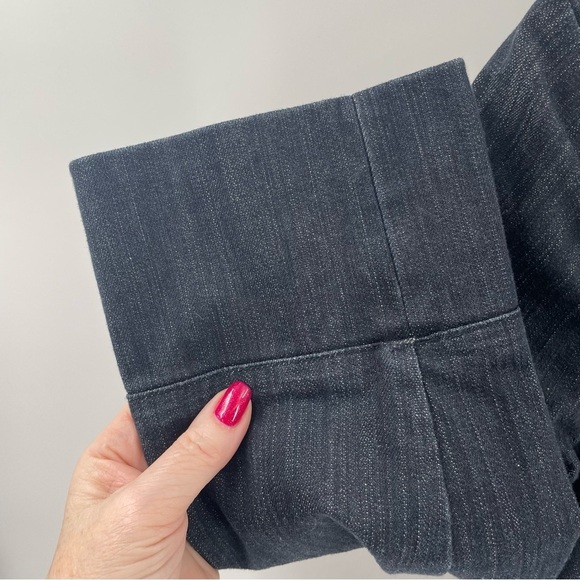 Talbots Vintage Petite Cropped Dark Wash Button Details Pockets Denim Jacket - Picture 2 of 9